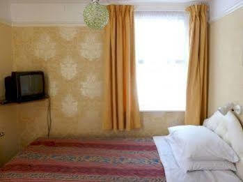 The Acorn Ilfracombe